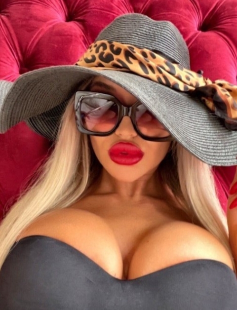 Путана Оксана - cекс и интим услуги у метро Парк Победы за 8000 р. час, телефон +79811554285 - фото 2